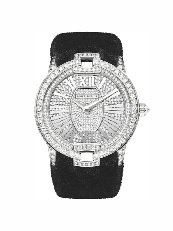 羅杰杜彼：簇新時(shí)光尊奢盛享                  Roger Dubuis 2014圣誕節(jié)臻選禮贊 圣誕 羅杰杜彼 Roger Dubuis 熱點(diǎn)動(dòng)態(tài)  第4張