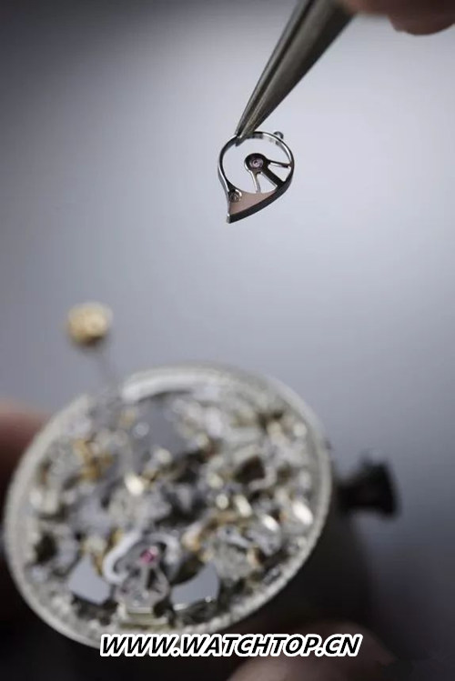 水晶般的天籟嗓音 Chopard 蕭邦L.U.C Full Strike三問表 腕表 蕭邦 行業(yè)資訊  第5張